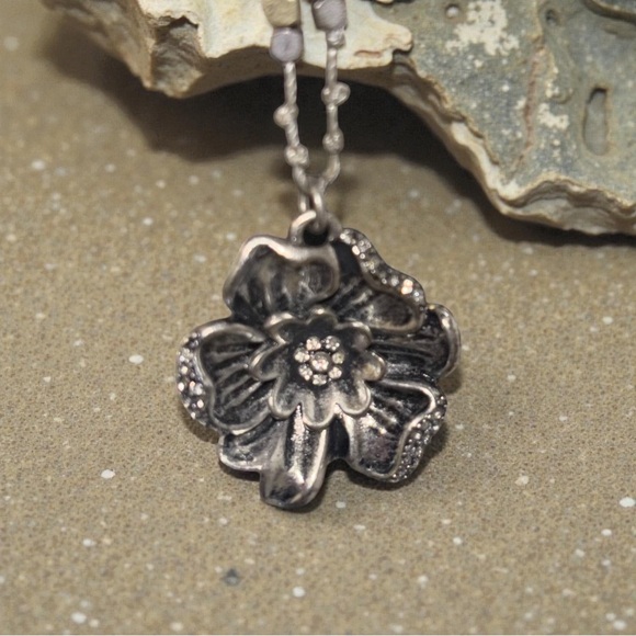 Lucky Brand Silver Floral Pendant Necklace - Picture 3 of 5